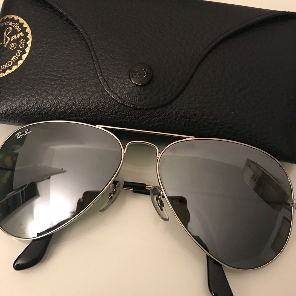 Women’s Rayban Aviator Sunglasses